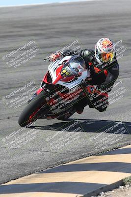 media/Oct-13-2025-Moto Forza (Mon) [[a66d839500]]/4-C Group/Session 2 (Bowl)/